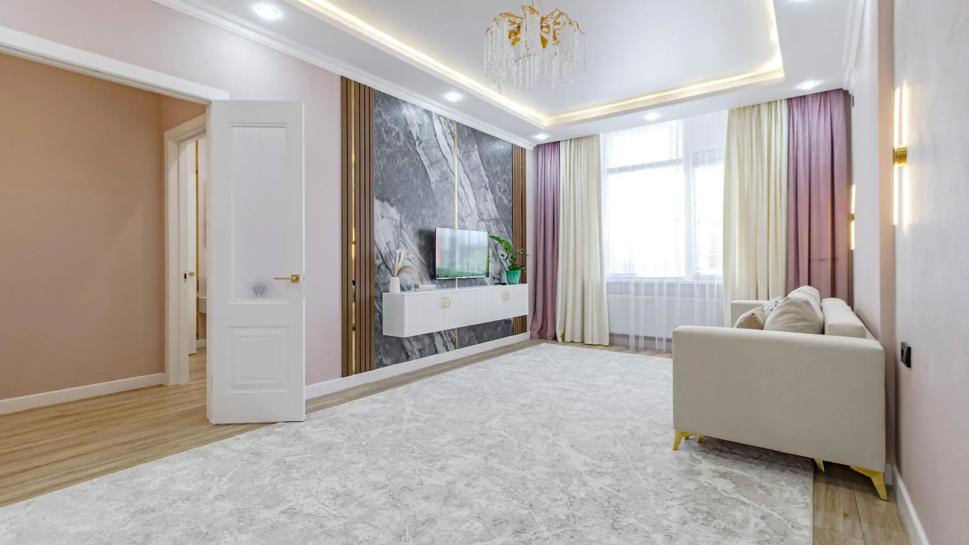 Apartment Уютная Двухкомнатная Квартира В Центре Города Nur-Sultan